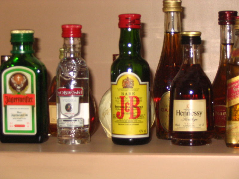 Alcoholic_beverages